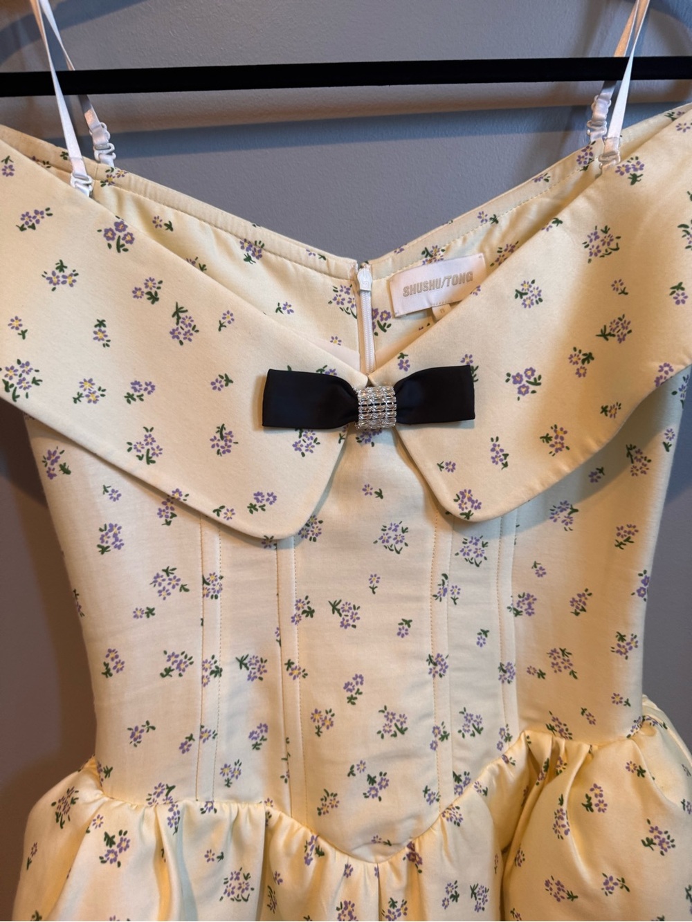 Off-Shoulder Yellow Floral Mini Dress - Picture 4 of 7